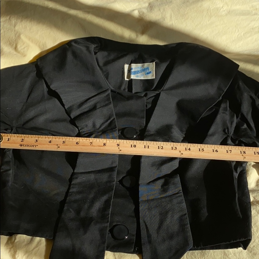 That Devonbrook Look Cropped Swing Jacket - image 6